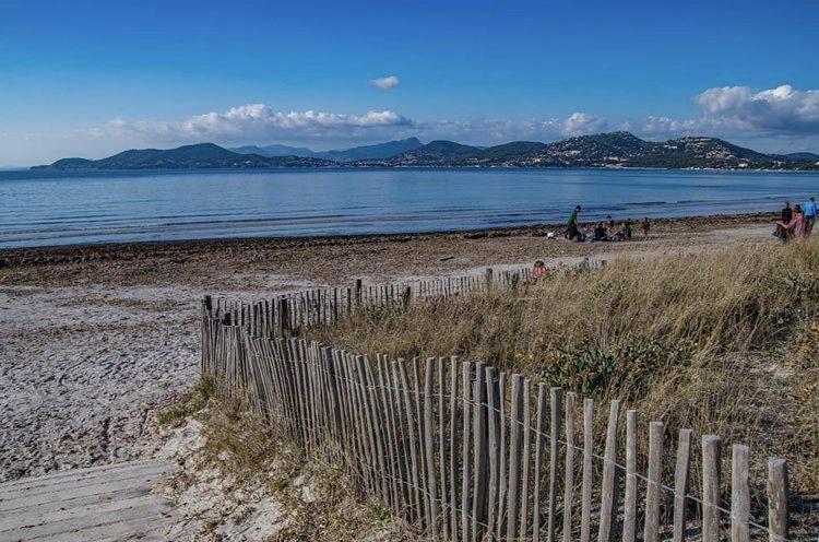 La Badine 5P Plage Piscine Clim Jacuzzi Parc Luxuriant Hyères Eksteriør billede