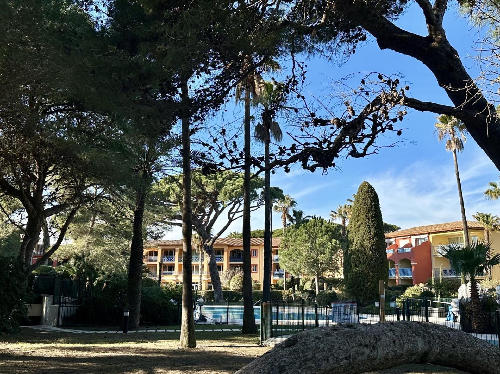 La Badine 5P Plage Piscine Clim Jacuzzi Parc Luxuriant Hyères Eksteriør billede